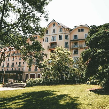 Terres De France - Appart'Hotel Le Splendid Allevard Bagian luar foto