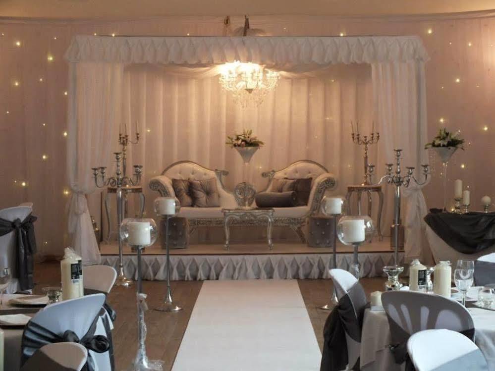 Terres De France - Appart'Hotel Le Splendid Allevard Bagian luar foto